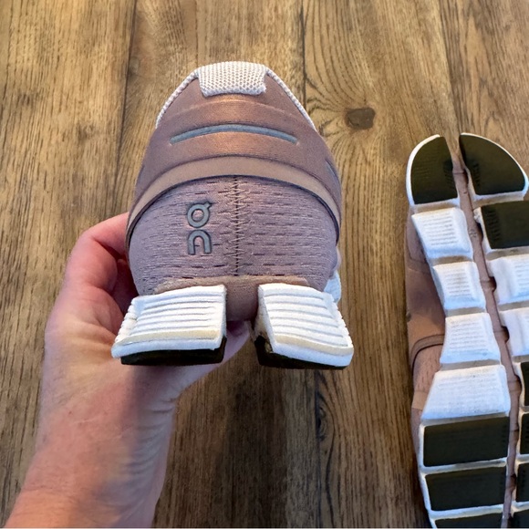 On Cloud Dusty Blush Pink/Rosebrown Camo Running Shoes w/Speed Lacing 8 - Picture 12 of 16